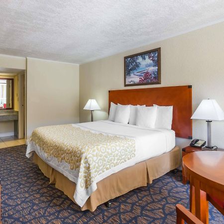 Days Inn & Suites By Wyndham Clermont Buitenkant foto