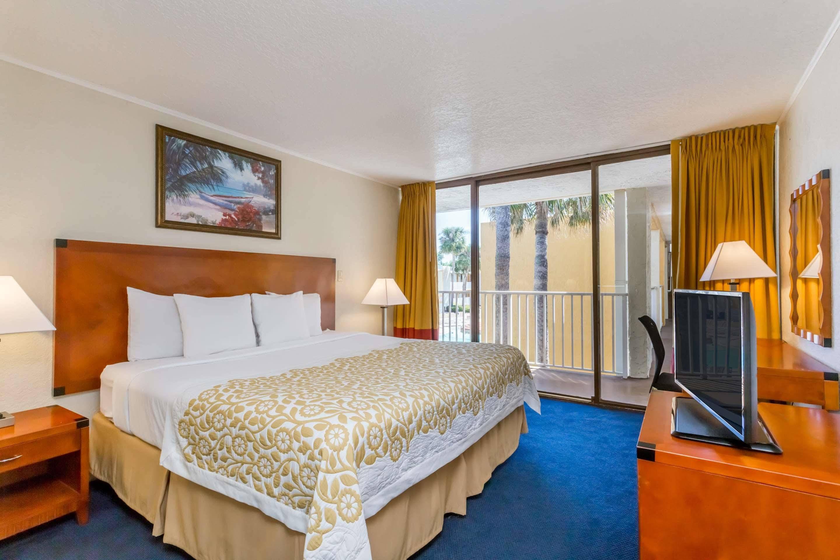 Days Inn & Suites By Wyndham Clermont Buitenkant foto