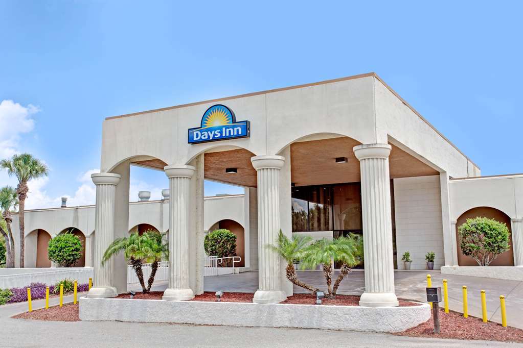 Days Inn & Suites By Wyndham Clermont Buitenkant foto