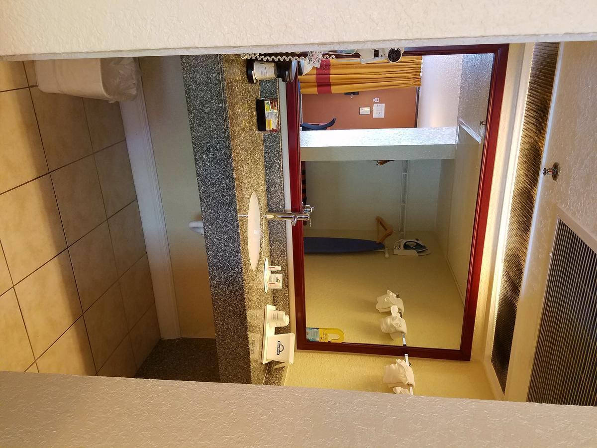 Days Inn & Suites By Wyndham Clermont Buitenkant foto
