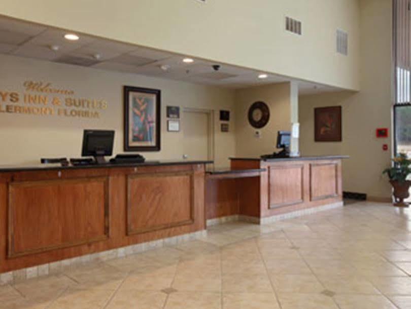 Days Inn & Suites By Wyndham Clermont Buitenkant foto
